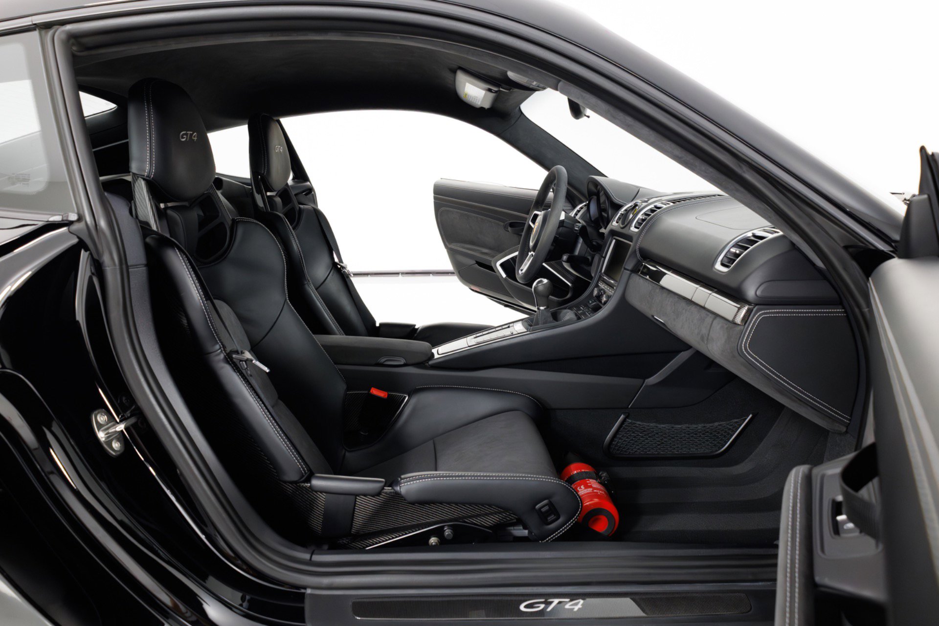 Used 2016 Porsche Cayman GT4 RWD image 32