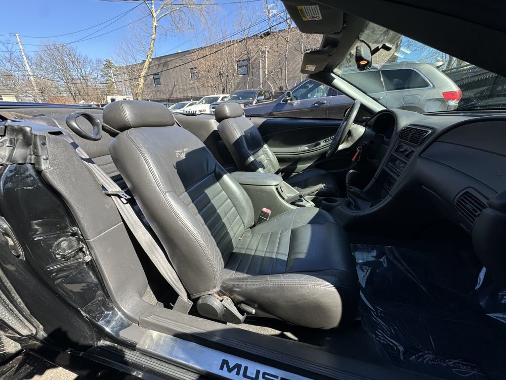 Used 2000 Ford Mustang GT RWD image 17