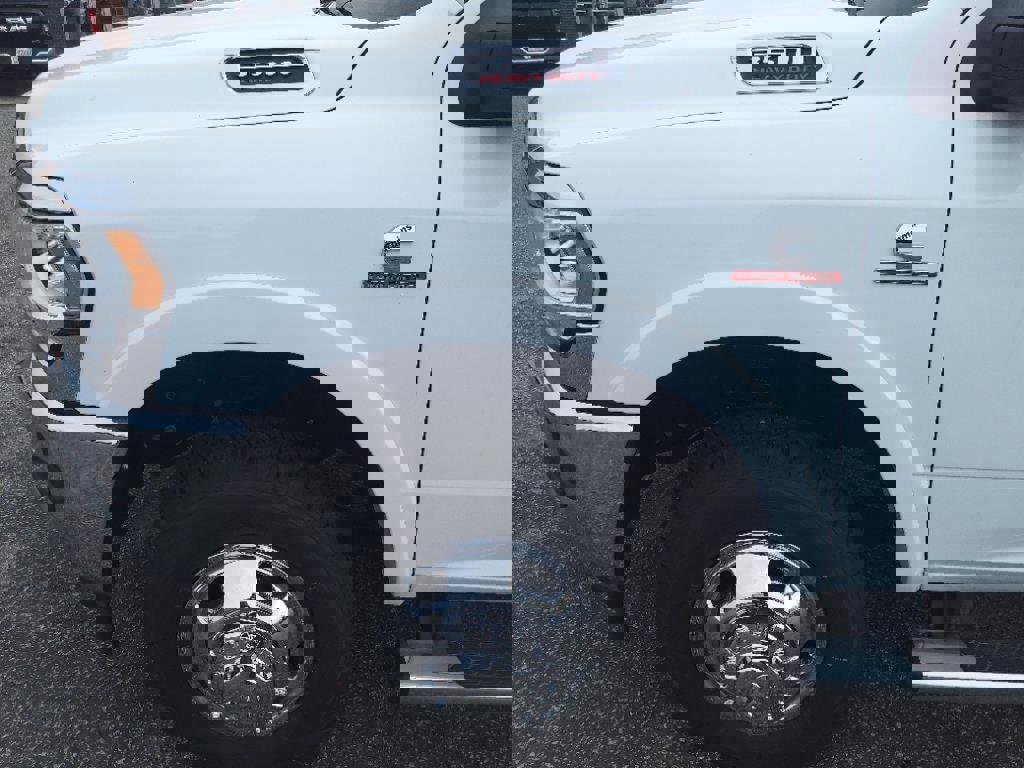 New 2024 RAM 3500 Tradesman w/ Chrome Appearance Group image 8