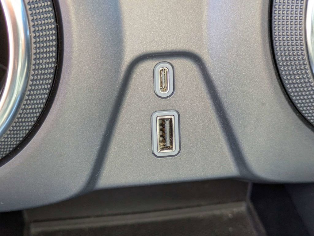 Used 2022 Chevrolet Blazer Premier w/ Enhanced Convenience Package image 25