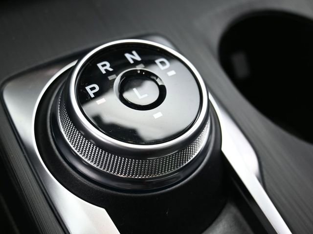 New 2026 Ford Escape SE w/ PHEV Premium Package FWD image 23