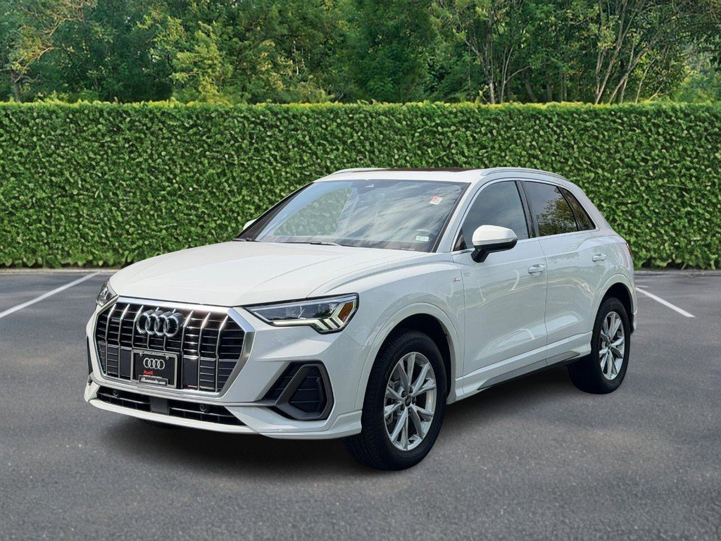Used 2025 Audi Q3 2.0T Premium w/ Convenience Package AWD/4WD image 8