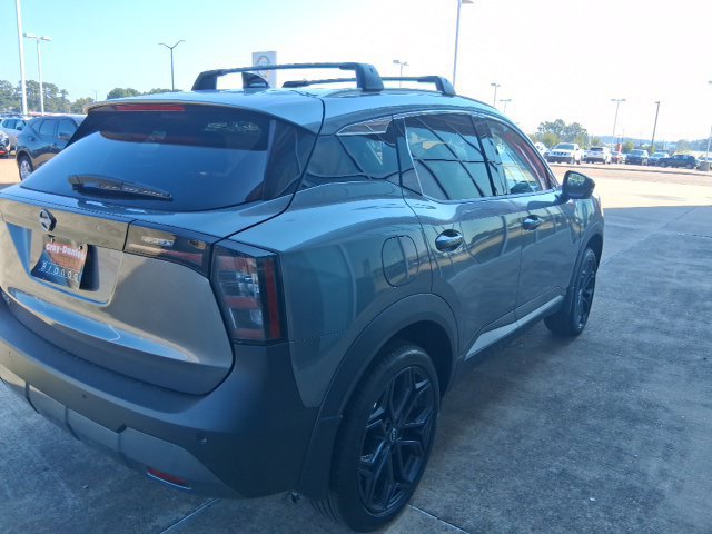 New 2027 Nissan Kicks SR w/ Cold Weather Package FWD image 8