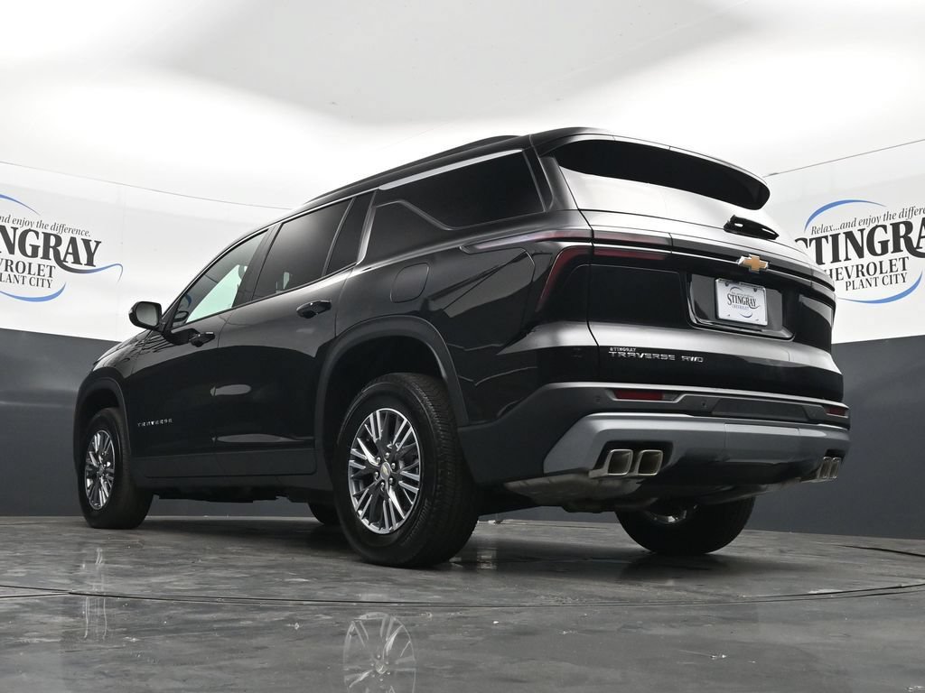Used 2026 Chevrolet Traverse LT AWD/4WD image 21