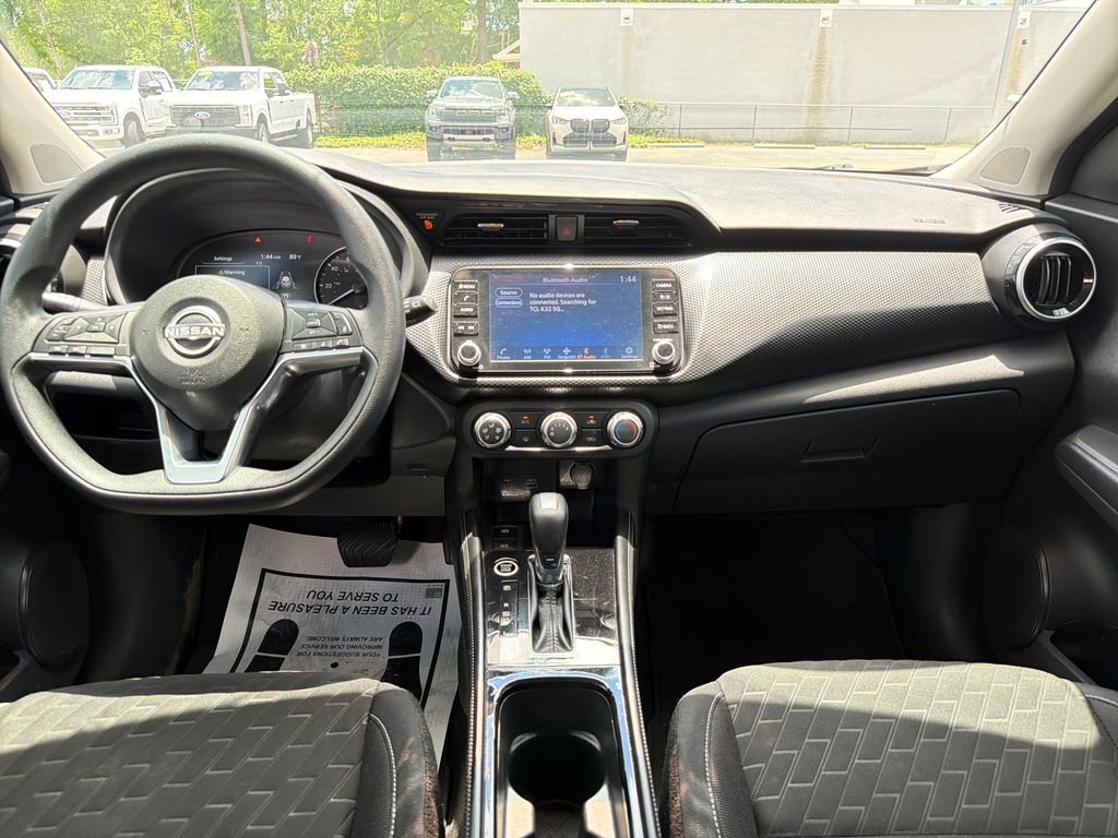 Used 2023 Nissan Kicks SV FWD image 16