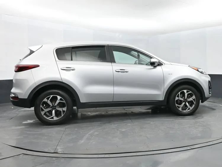 Used 2020 Kia Sportage LX w/ LX Popular Package AWD/4WD image 4