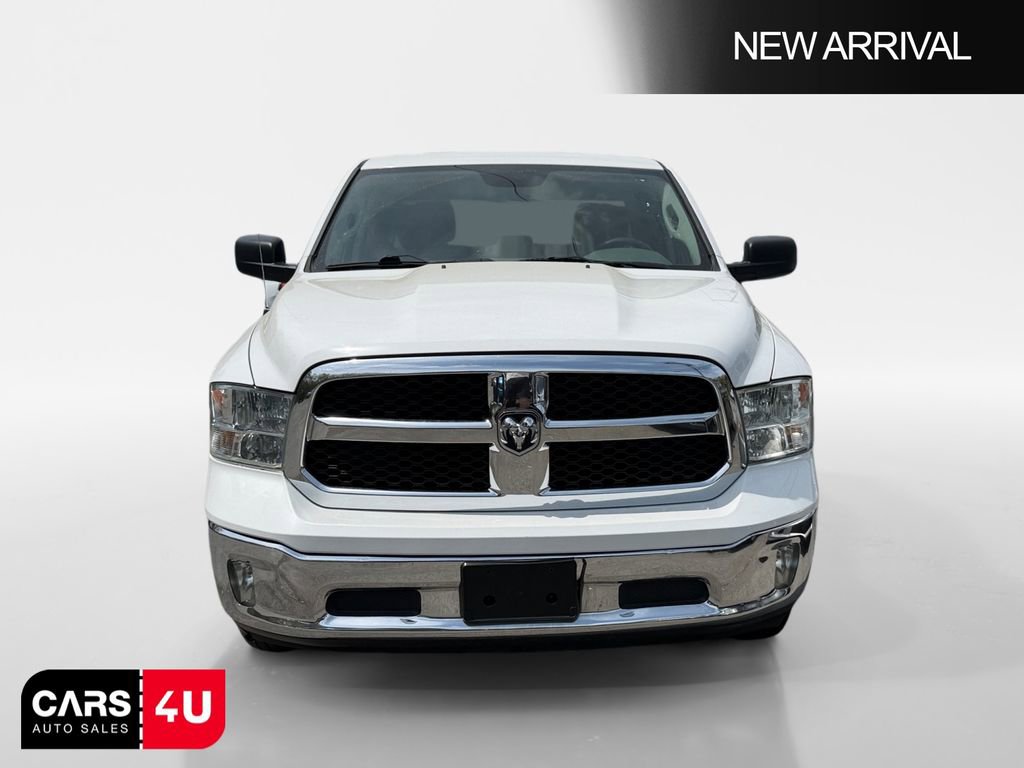 Used 2018 RAM 1500 Classic SLT image 2