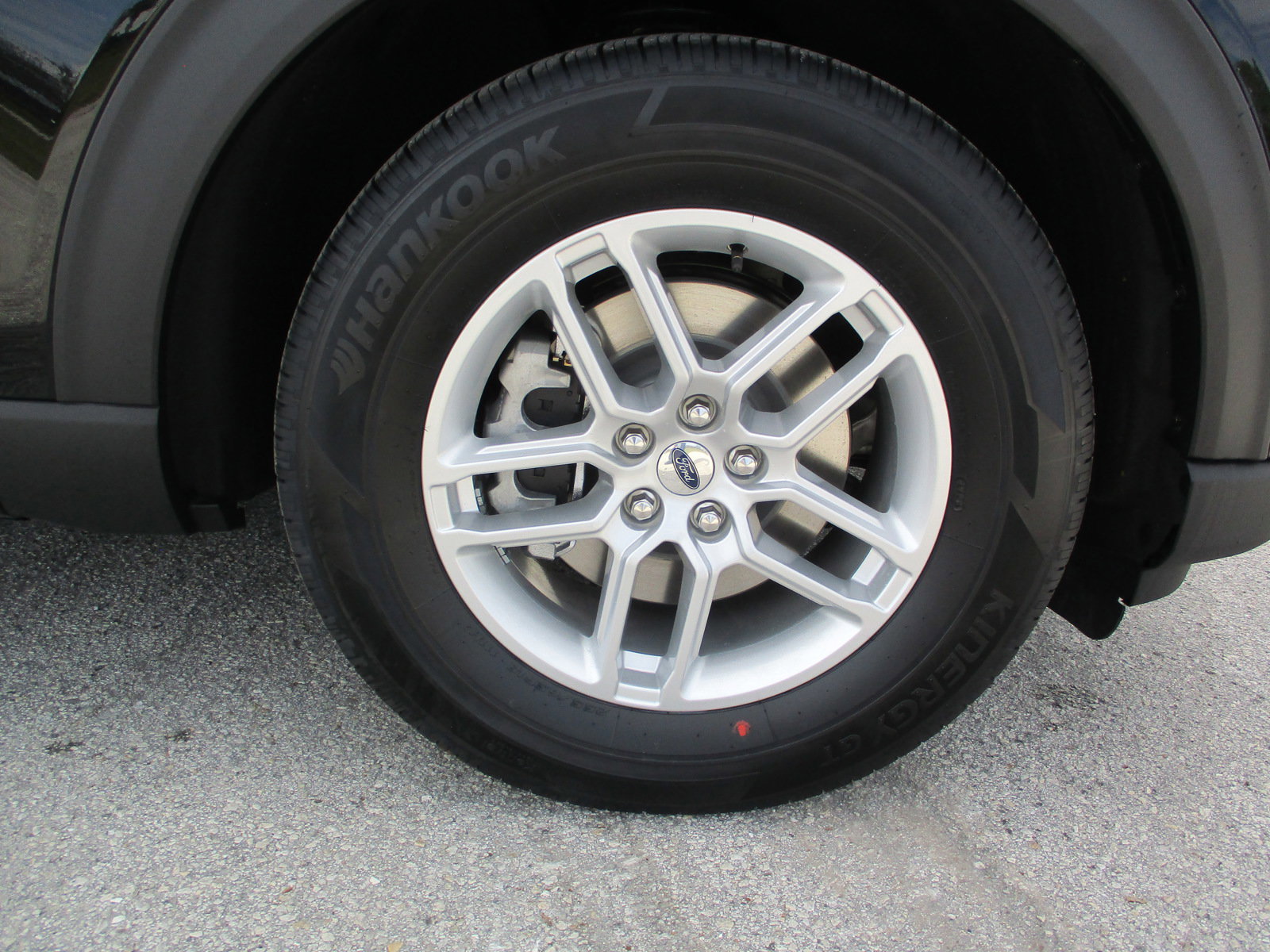 New 2025 Ford Explorer Active w/ Active Comfort Package image 9