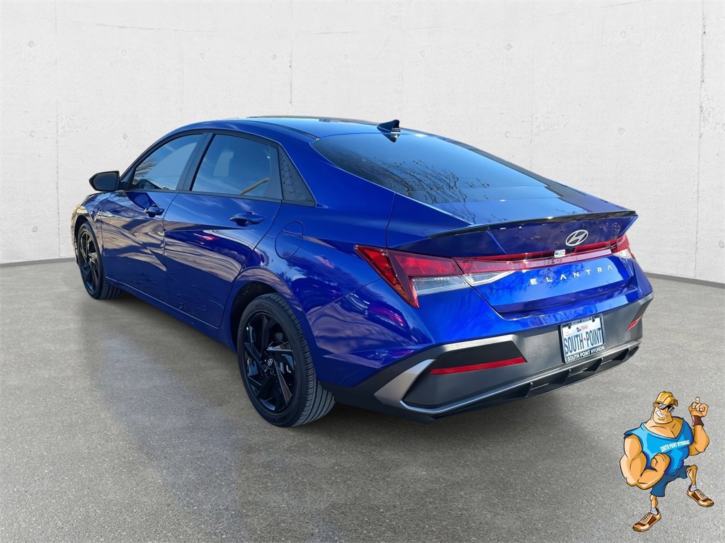 Certified 2026 Hyundai Elantra Sport image 7