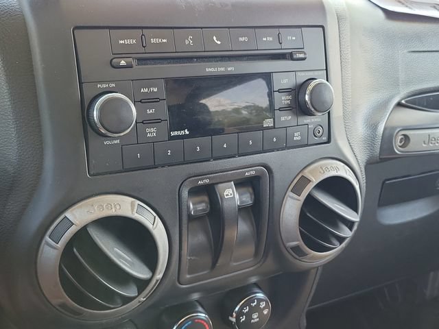 Used 2017 Jeep Wrangler Sport AWD/4WD image 29