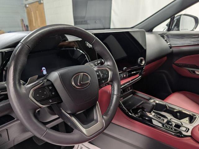 Used 2025 Lexus NX 350h AWD w/ Cold Area Package image 17