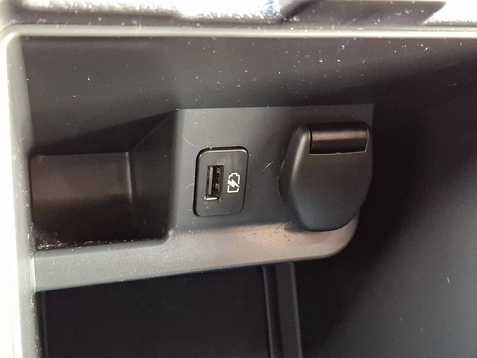 Certified 2022 Nissan Rogue Sport SV AWD/4WD image 25