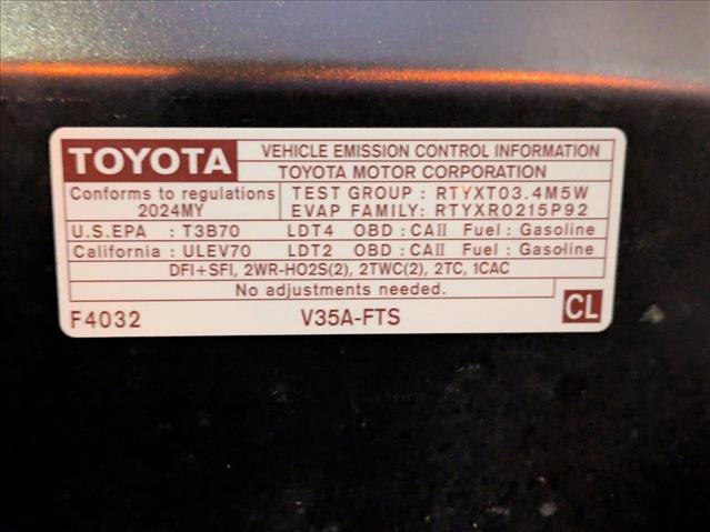 Used 2024 Toyota Tundra Limited image 22