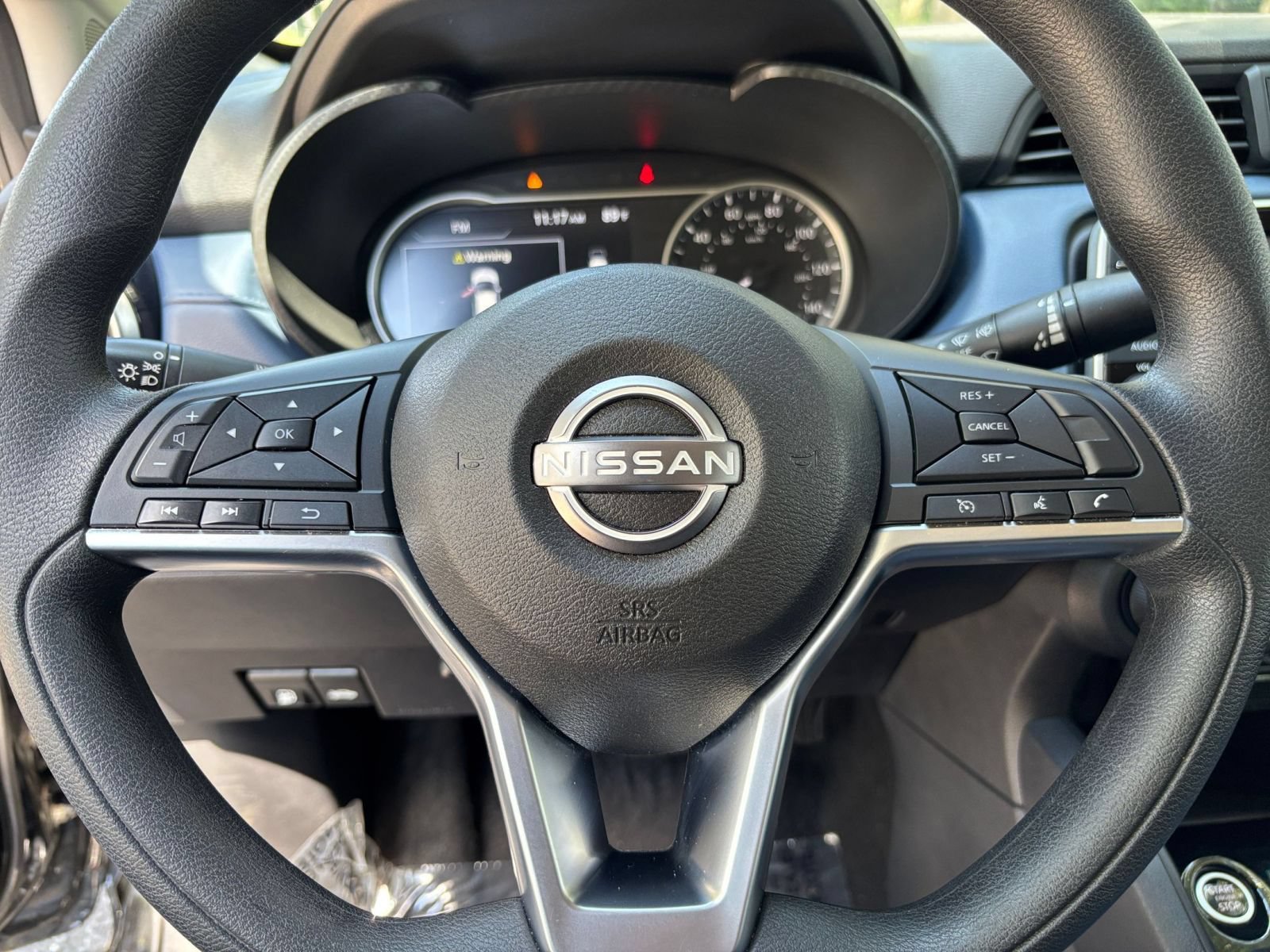 Used 2025 Nissan Versa SV FWD image 26