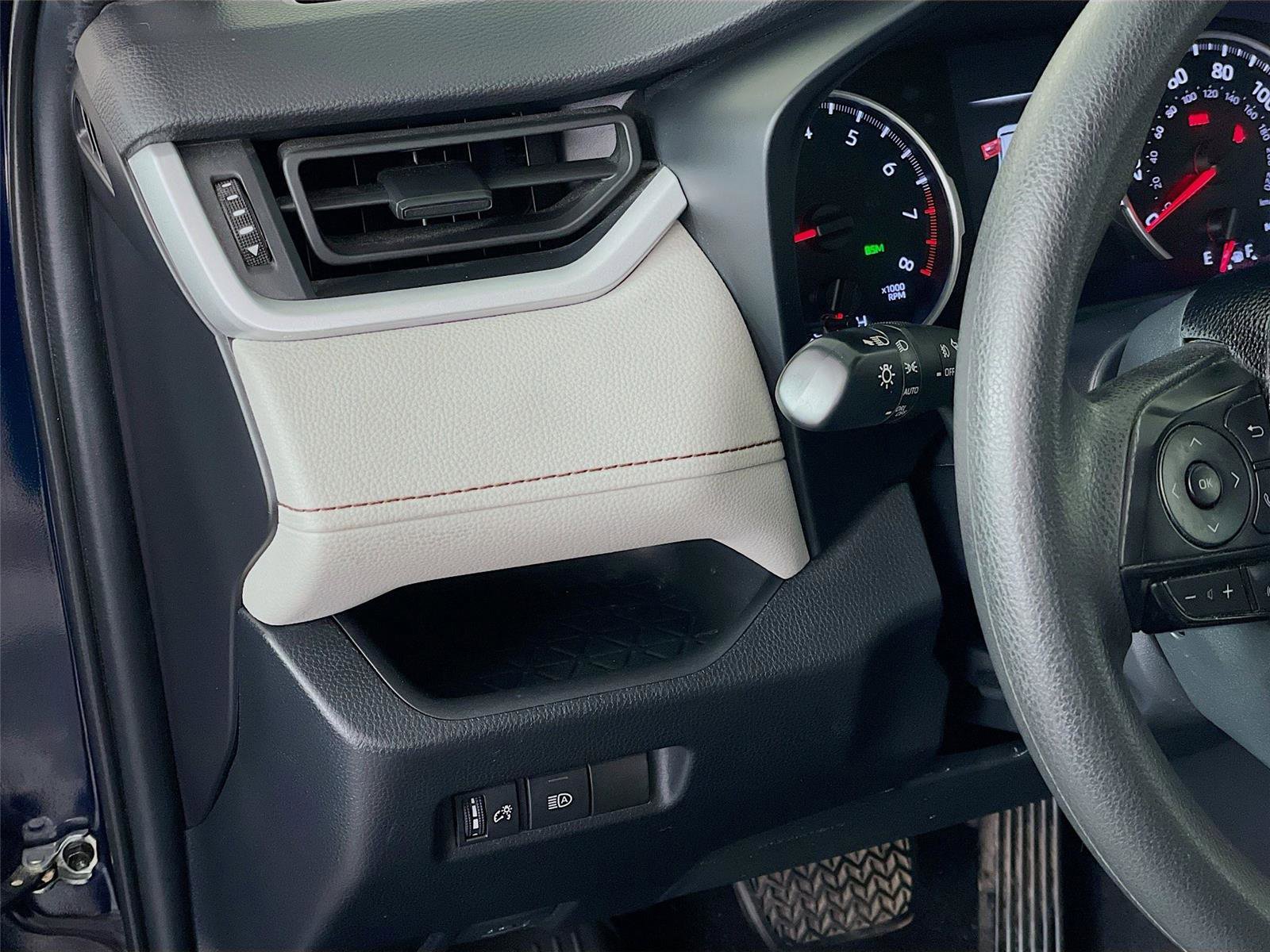 Used 2020 Toyota RAV4 XLE w/ All Weather Liner Package image 13