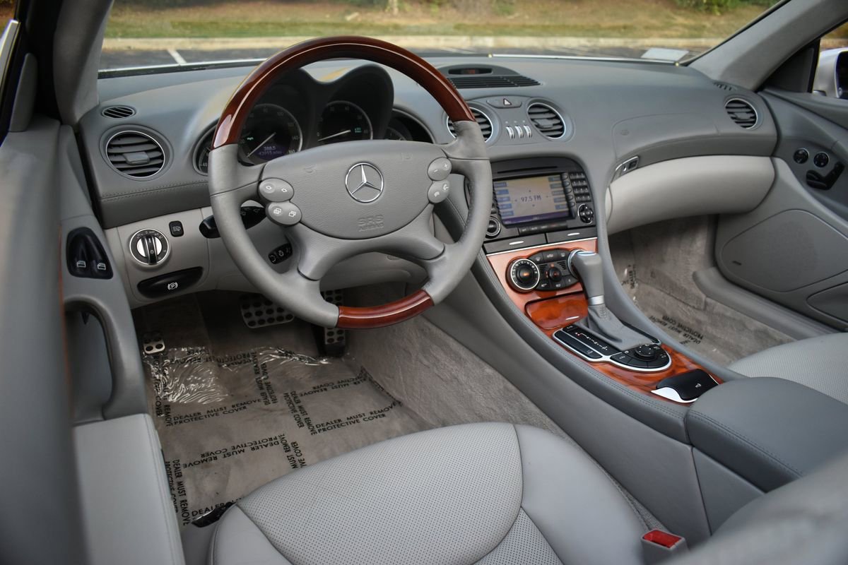 Used 2005 Mercedes-Benz SL 600 image 21