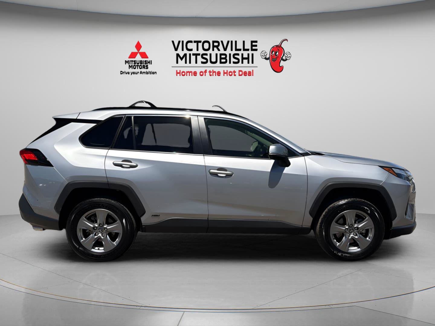 Used 2024 Toyota RAV4 XLE w/ Convenience Package AWD/4WD image 8