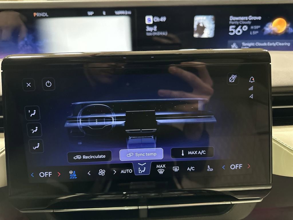 Used 2024 Lincoln Nautilus Black Label w/ Jet Appearance Package (87T) AWD/4WD image 17