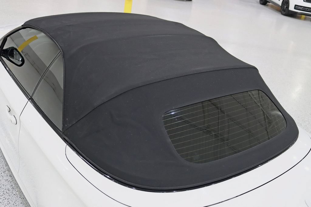 Used 2013 BMW 135is Convertible RWD image 32