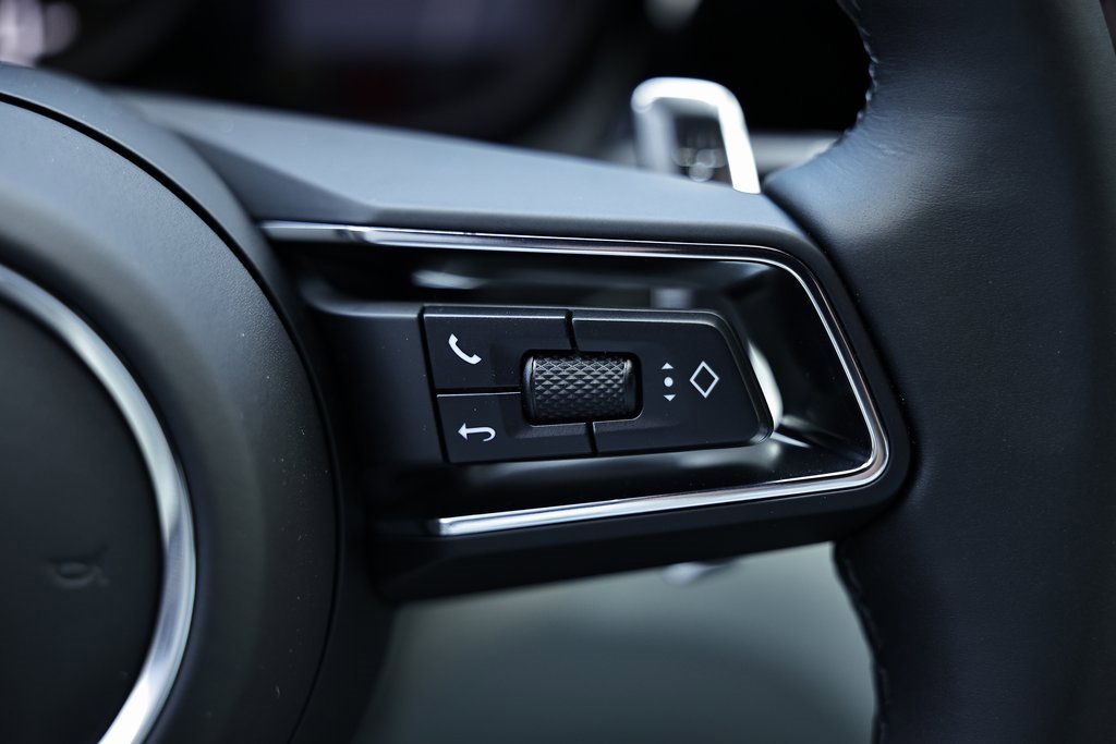 New 2026 Porsche Macan image 39