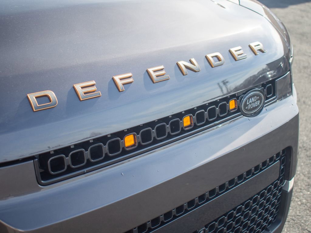 New 2026 Land Rover Defender 110 image 15