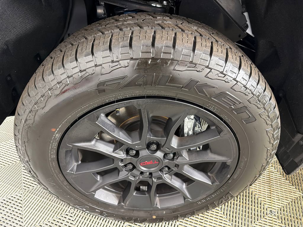 Used 2026 Toyota Tundra Limited w/ TRD Off-Road Package image 11