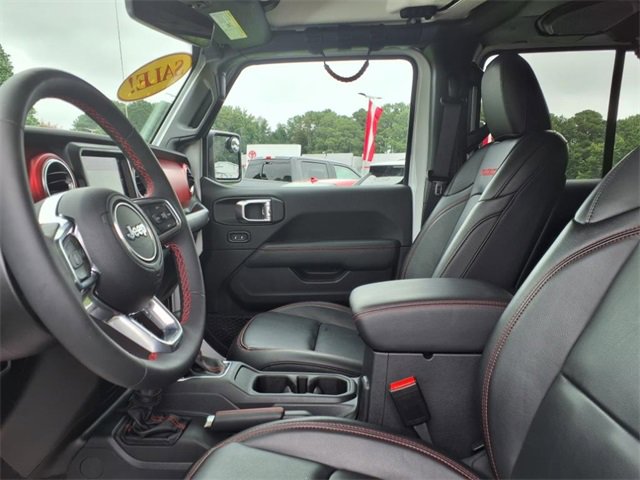 Used 2023 Jeep Gladiator Rubicon w/ LED Lighting Group image 5