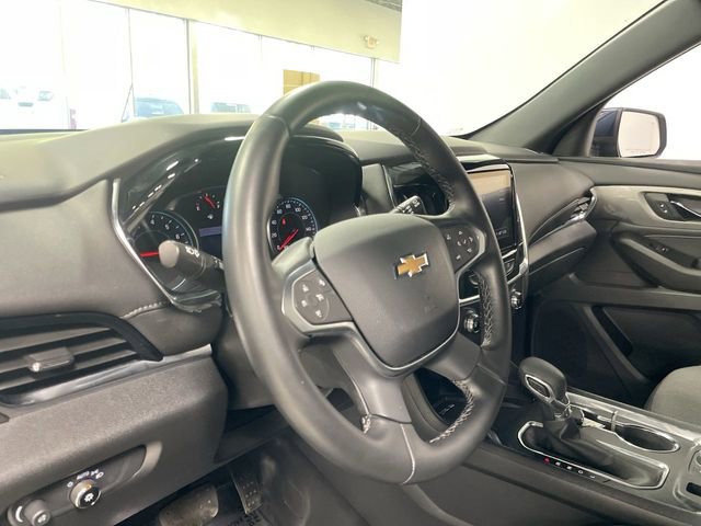 Used 2023 Chevrolet Traverse LT AWD/4WD image 14