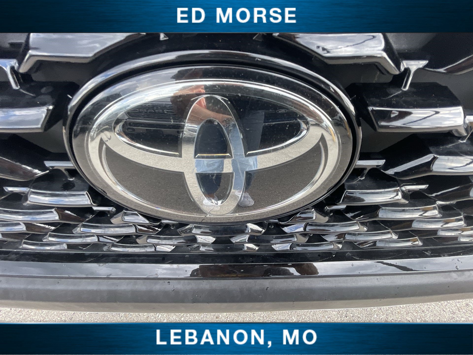 Used 2024 Toyota Corolla Cross LE w/ Moonroof Package FWD image 28