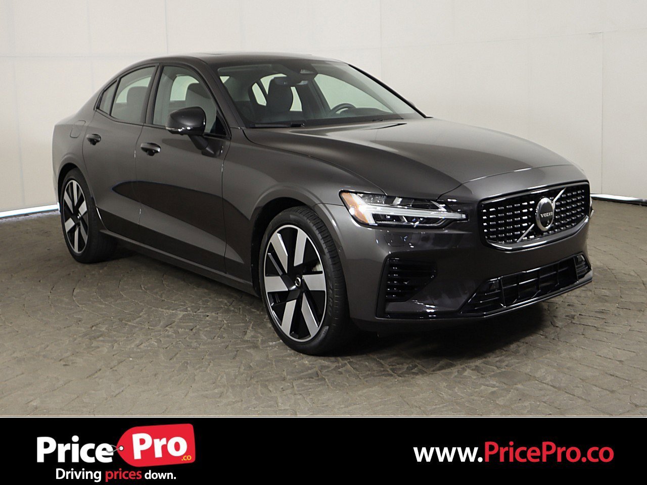 Used 2025 Volvo S60 T8 Ultra