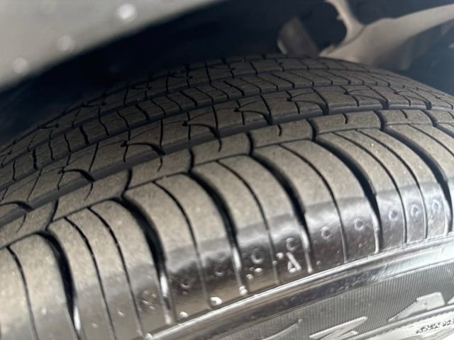 Certified 2026 Hyundai Venue SEL image 28