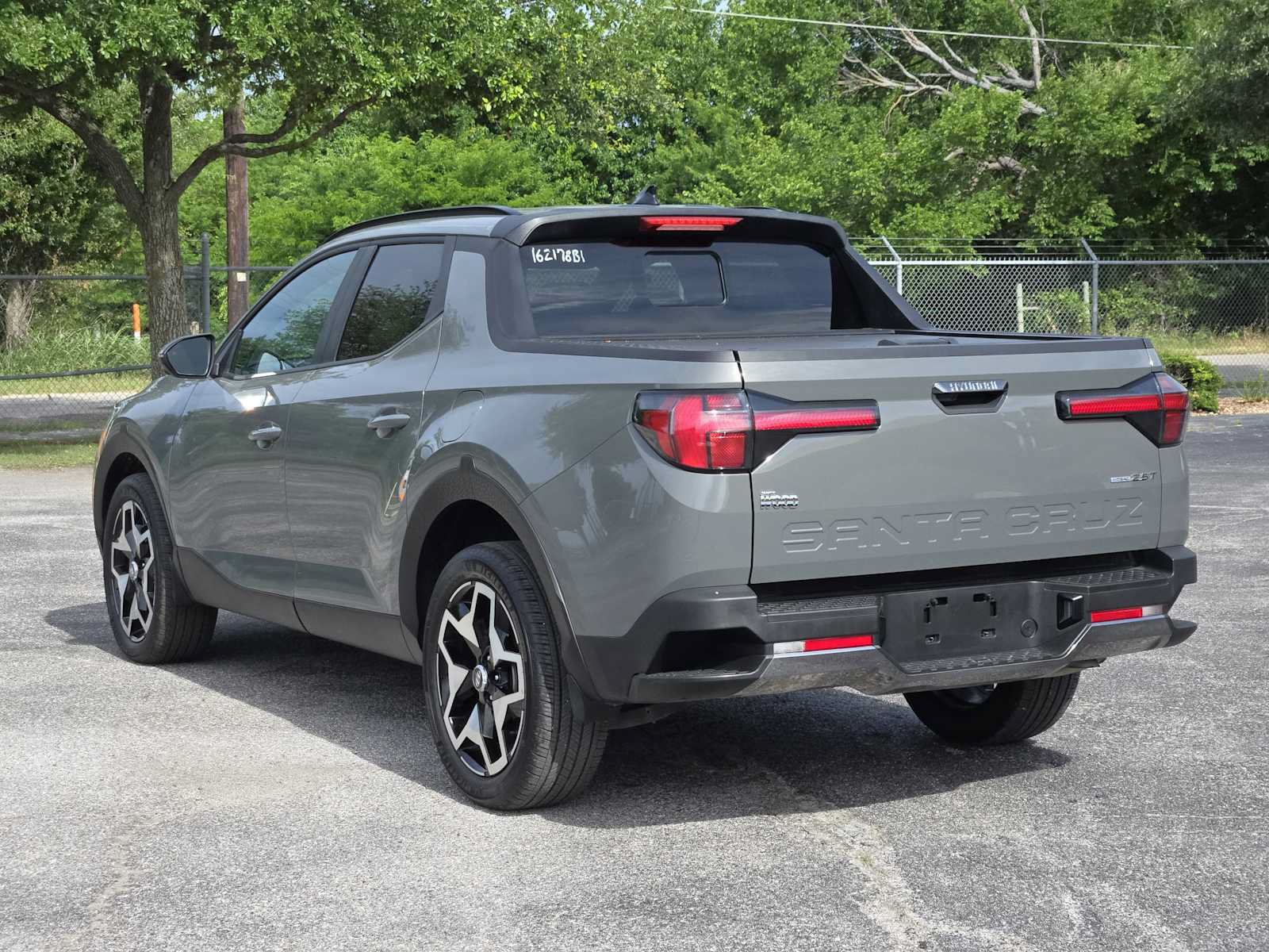 Certified 2023 Hyundai Santa Cruz Limited AWD/4WD image 6