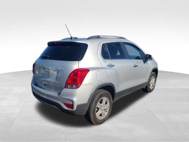Certified 2019 Chevrolet Trax LT w/ LT Convenience Package AWD/4WD image 3
