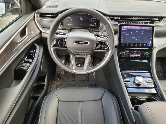 New 2024 Jeep Grand Cherokee L Overland w/ Trailer Tow Package image 6