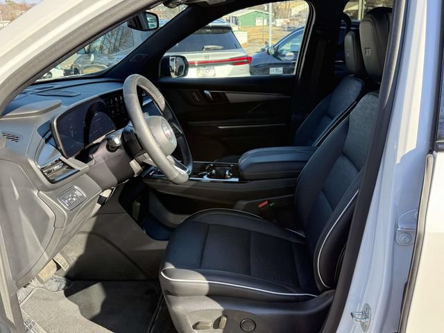 Used 2025 Buick Enclave Sport Touring w/ Trailering Package, 5000 lbs. AWD/4WD image 11