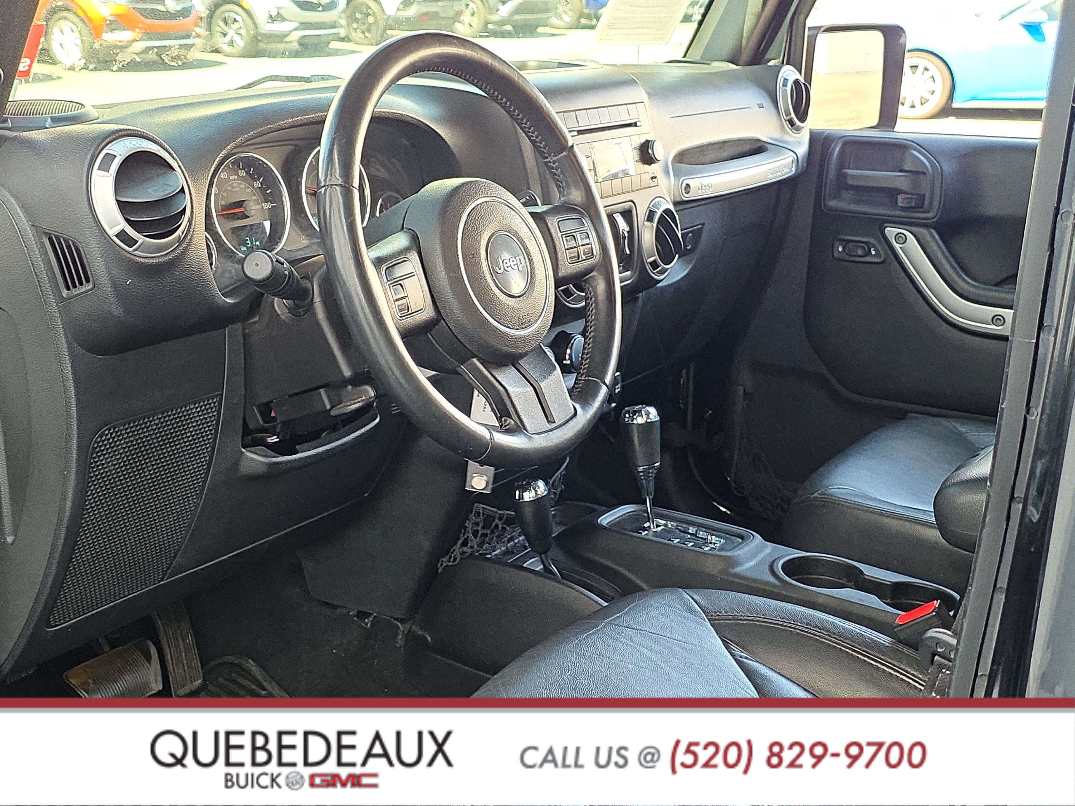 Used 2015 Jeep Wrangler Unlimited Sahara w/ Max Tow Package AWD/4WD image 10
