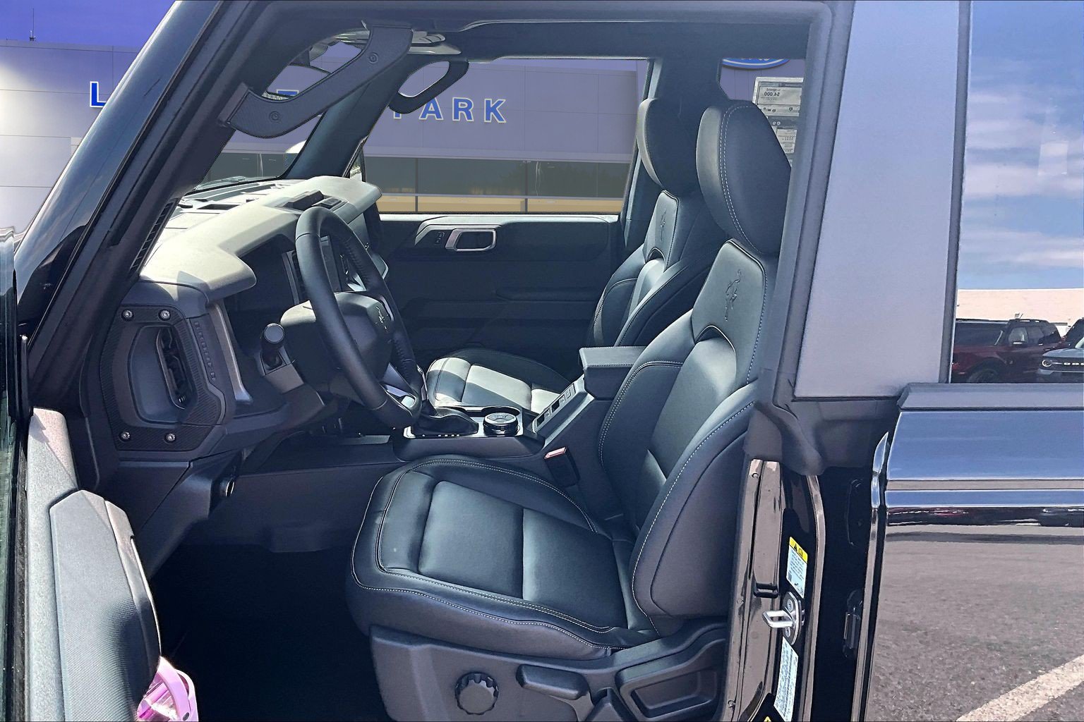 New 2026 Ford Bronco Big Bend AWD/4WD image 9
