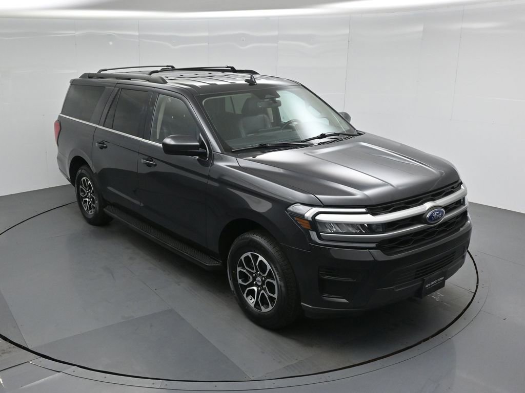 Certified 2024 Ford Expedition Max XLT image 40