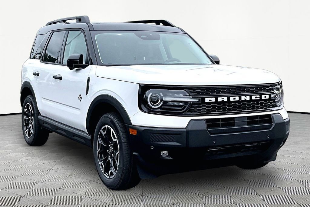 New 2026 Ford Bronco Sport Outer Banks w/ Outer Banks Tech Package+ AWD/4WD image 1