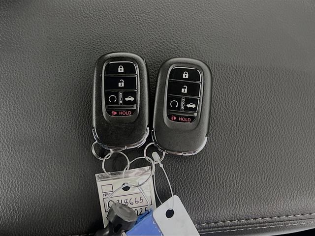 Used 2025 Honda Civic Sport image 33