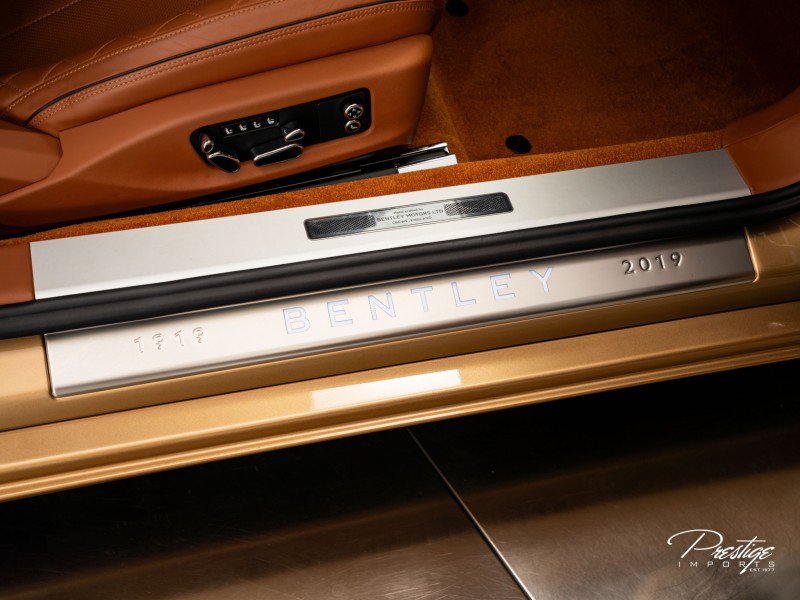 Used 2020 Bentley Continental GT image 33