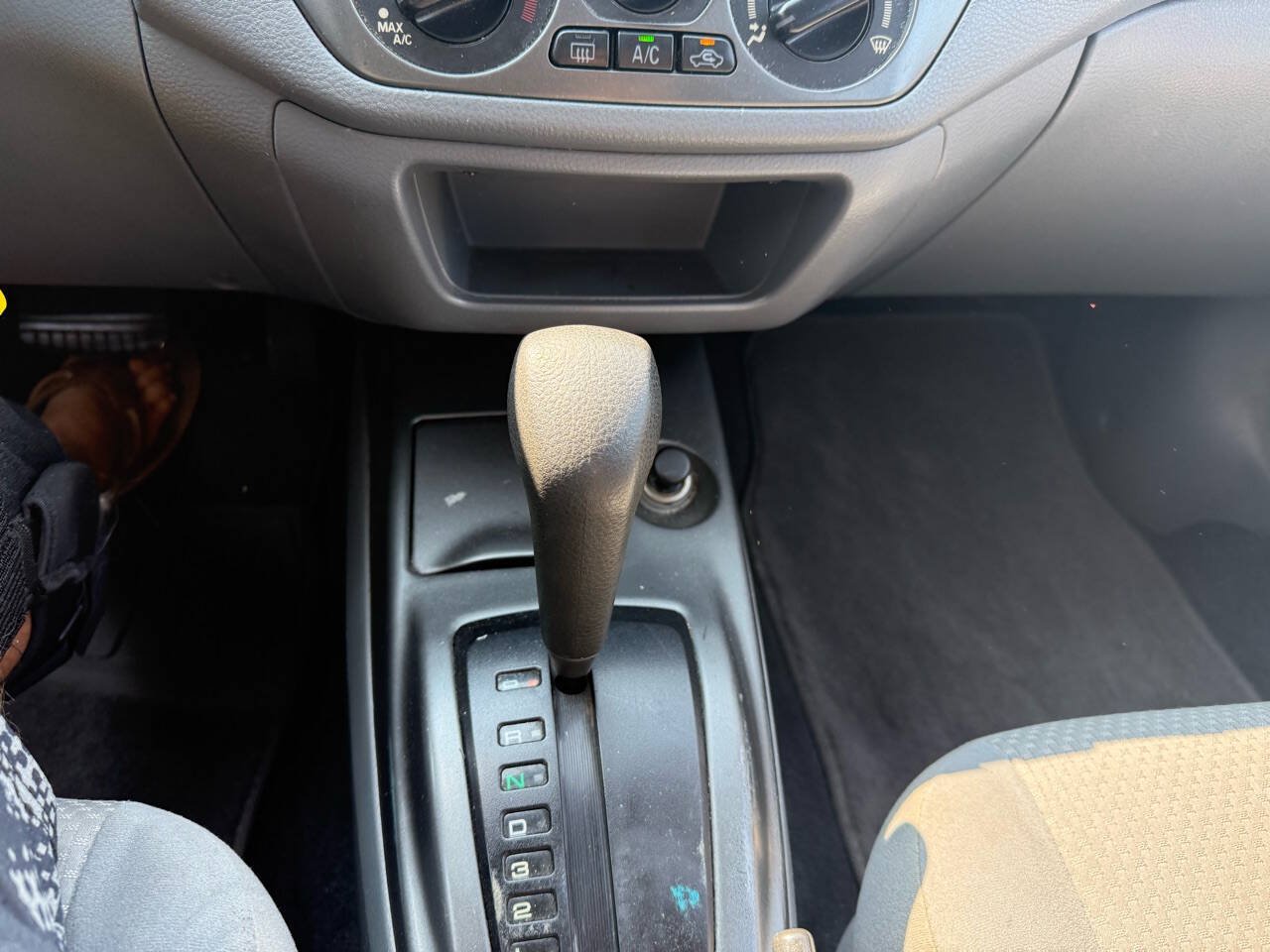 Used 2006 Mitsubishi Lancer ES FWD image 24
