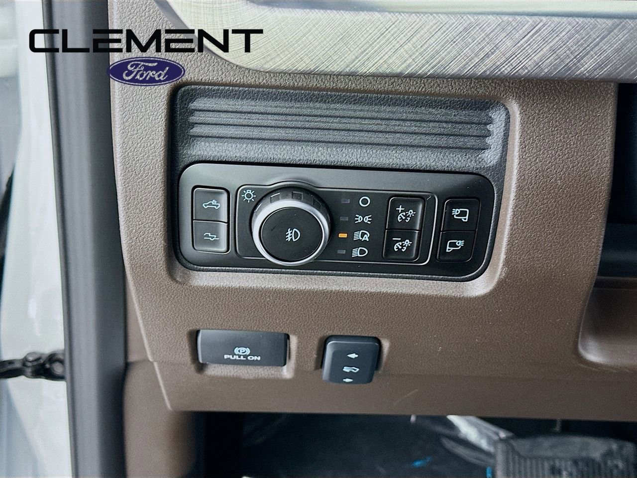 New 2026 Ford F350 King Ranch w/ Chrome Package image 13