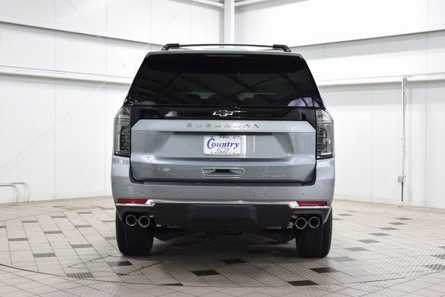 New 2026 Chevrolet Suburban Premier w/ Sun And Tow Package AWD/4WD image 7