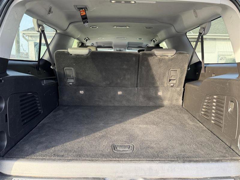 Used 2019 Chevrolet Suburban LT image 26