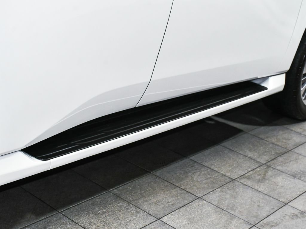 Used 2025 INFINITI QX80 Sensory image 94