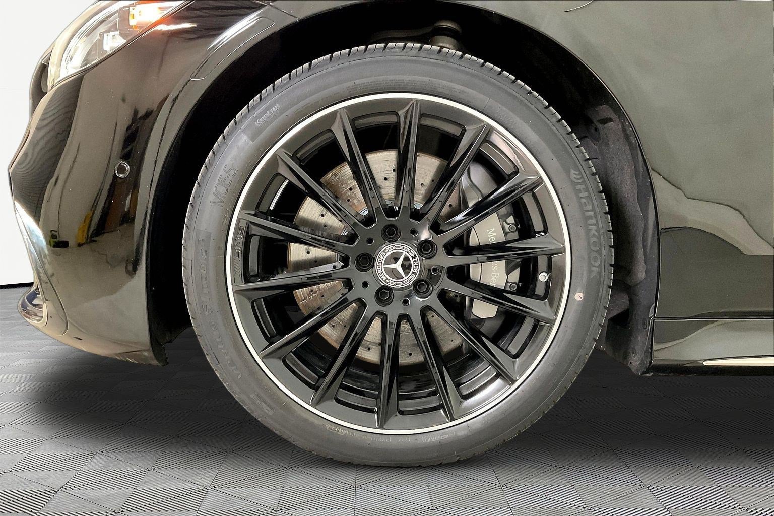 Certified 2023 Mercedes-Benz S 500 4MATIC w/ AMG Line image 34