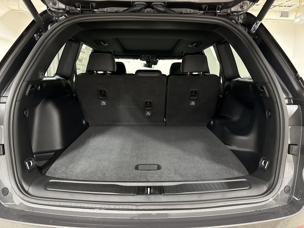 New 2025 Jeep Grand Cherokee Limited image 23