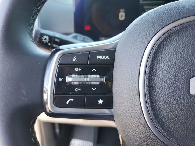 Used 2025 Kia Sorento S w/ Panoramic Sunroof Package image 21
