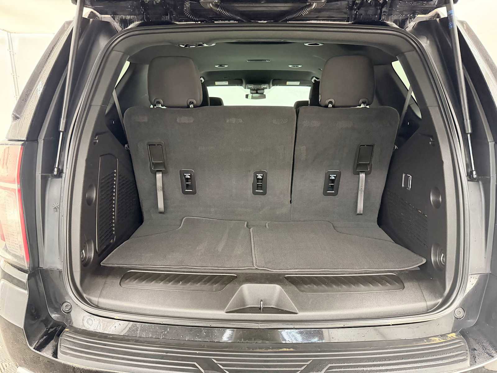 Used 2024 Chevrolet Tahoe LS w/ Driver Alert Package image 31